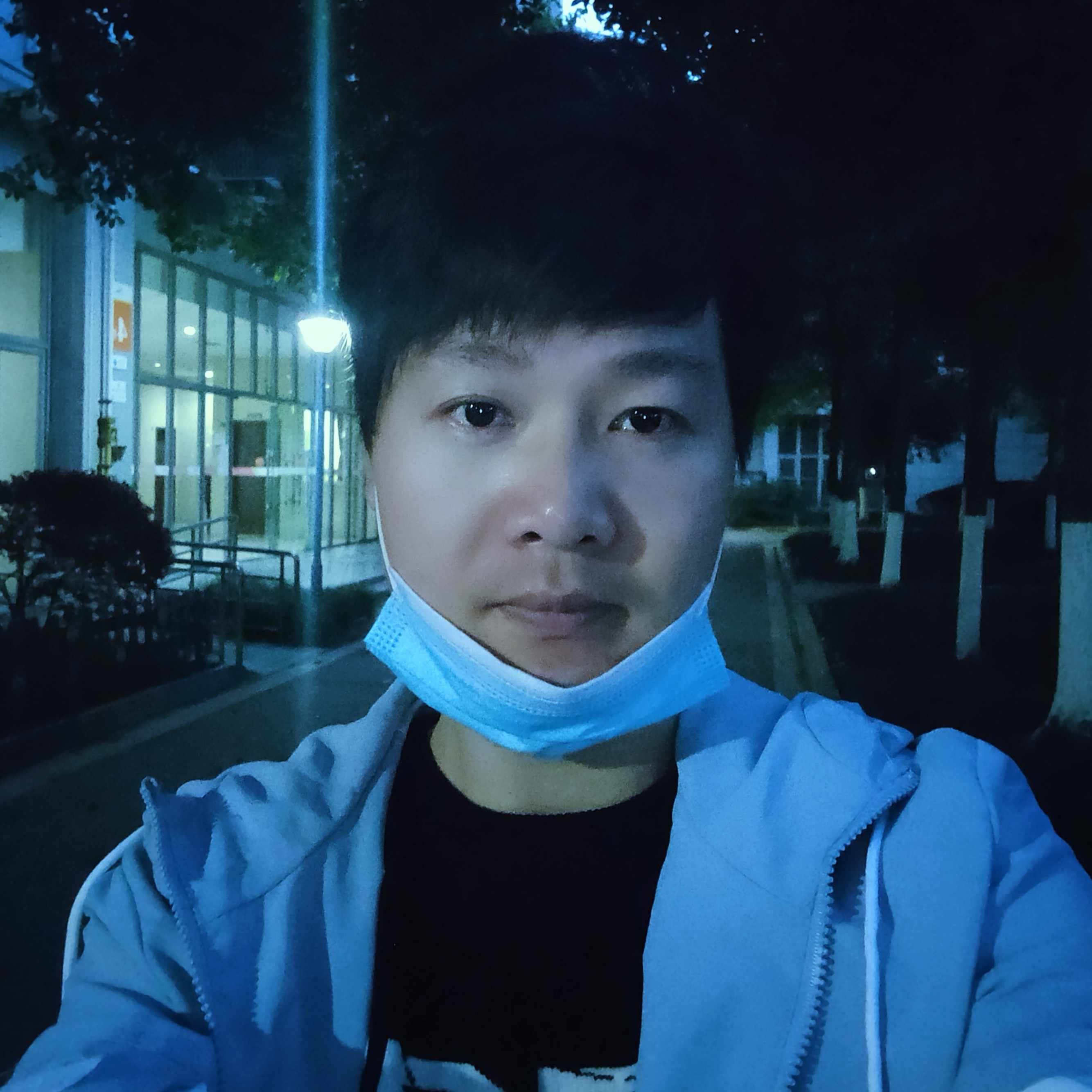 银耳汤还跳跃的照片