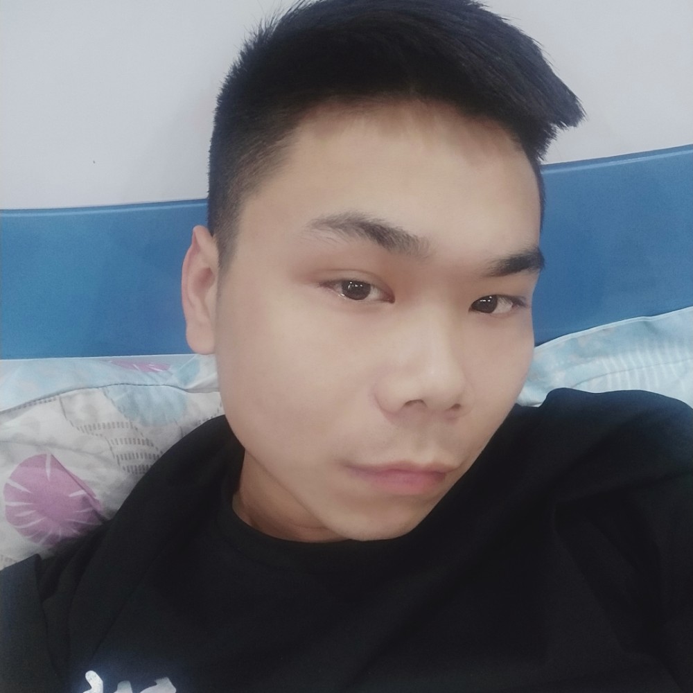 Lazyヘ的照片