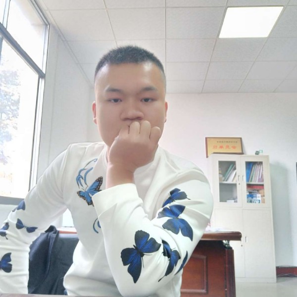 择一人相伴的照片