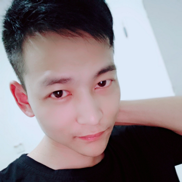 深情保卫黑裤的照片