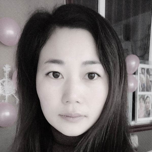 顾温冷的照片