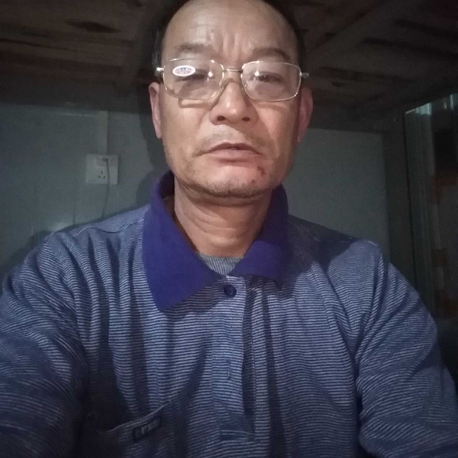 砖头打神勇的照片