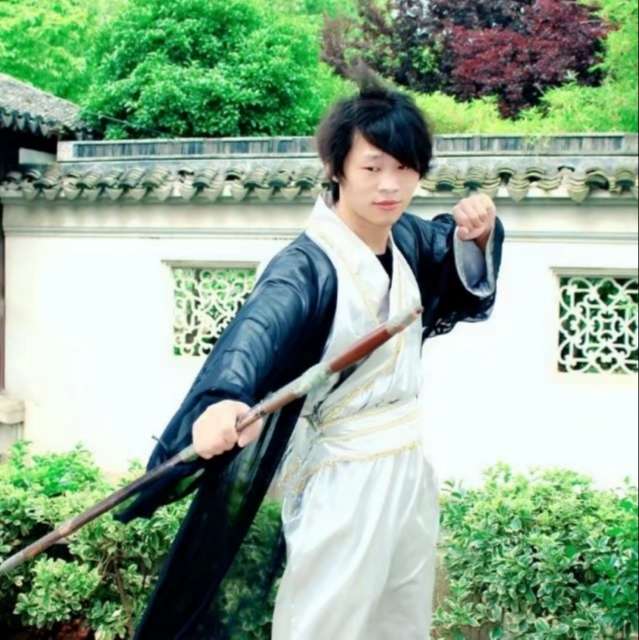 本神的照片