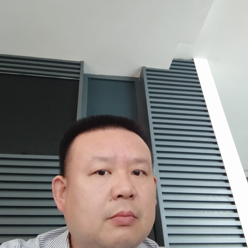 开心胖哥的照片