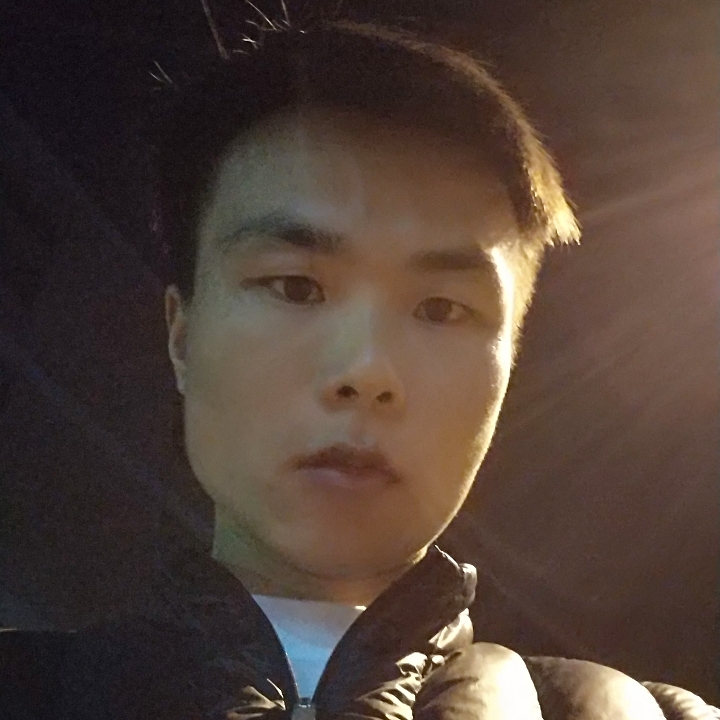 潇洒回眸秋月的照片