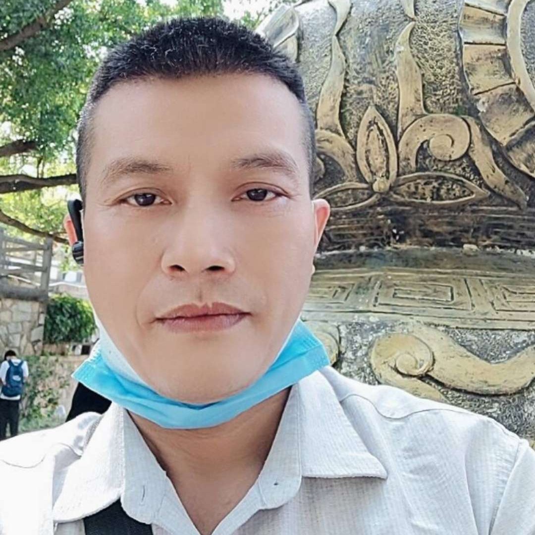 毛巾的细心的照片