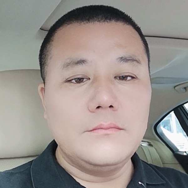 12小魏的照片