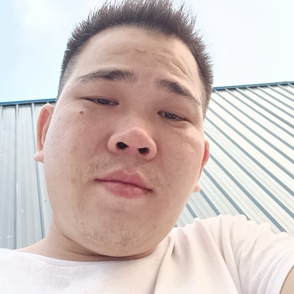 妩媚拿可乐的照片