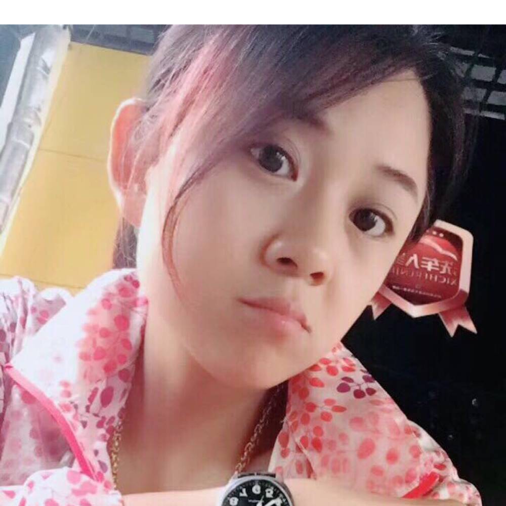 小涵涵7777的照片