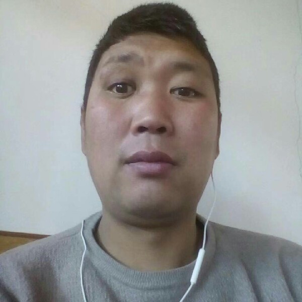孙晓雷的照片