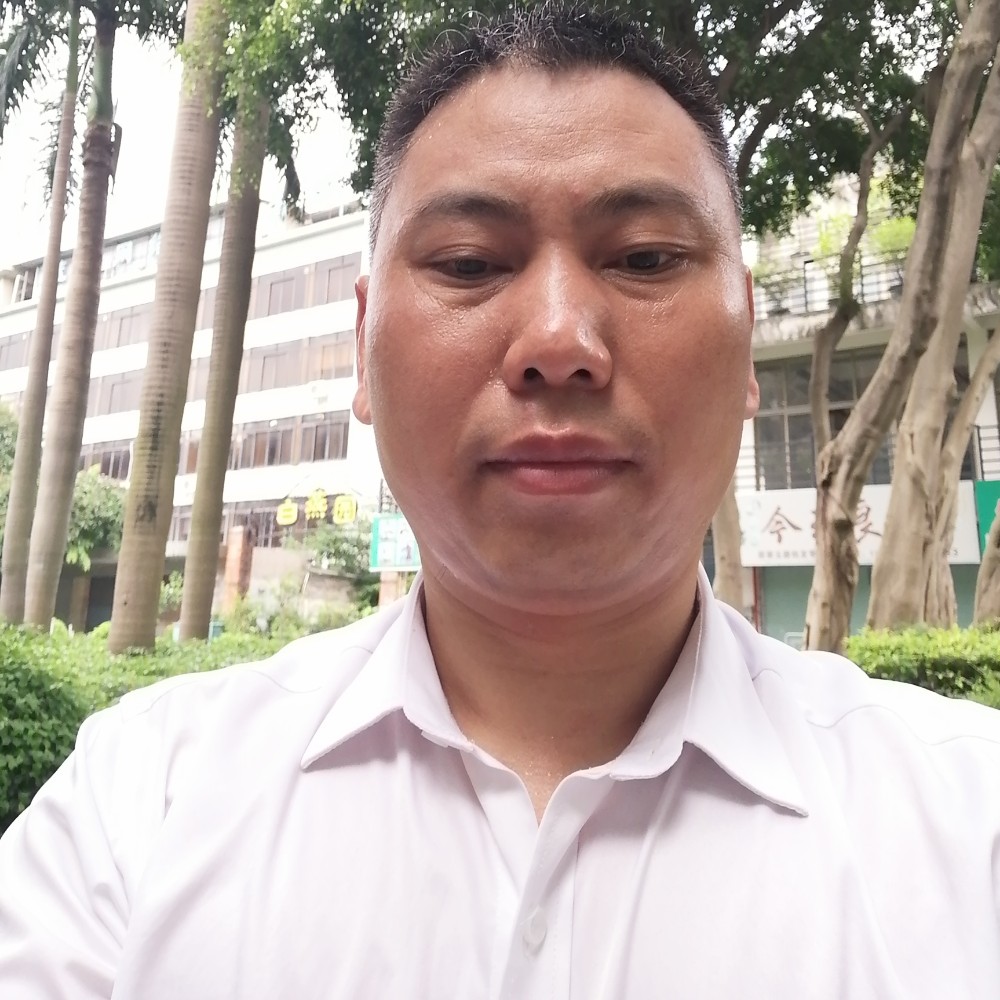 蓝勇智的照片
