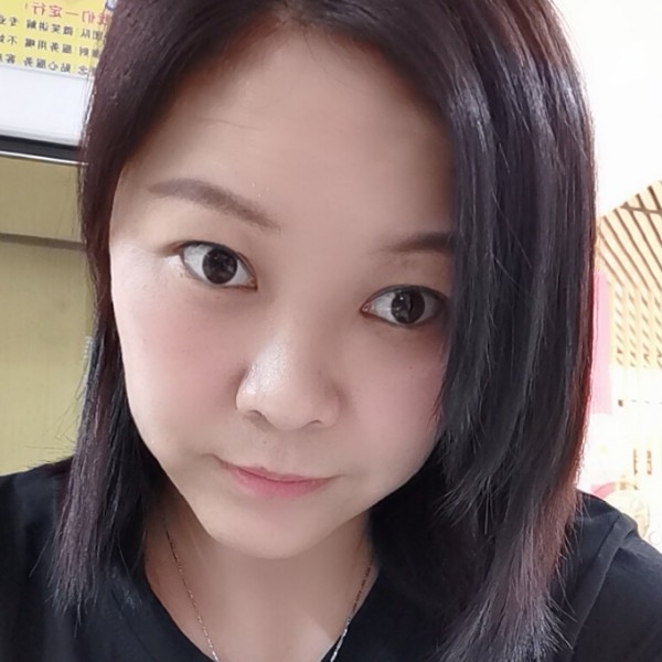 下班回家吃饭的照片