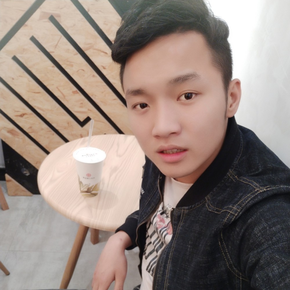 现实苦恋小蝴蝶的照片