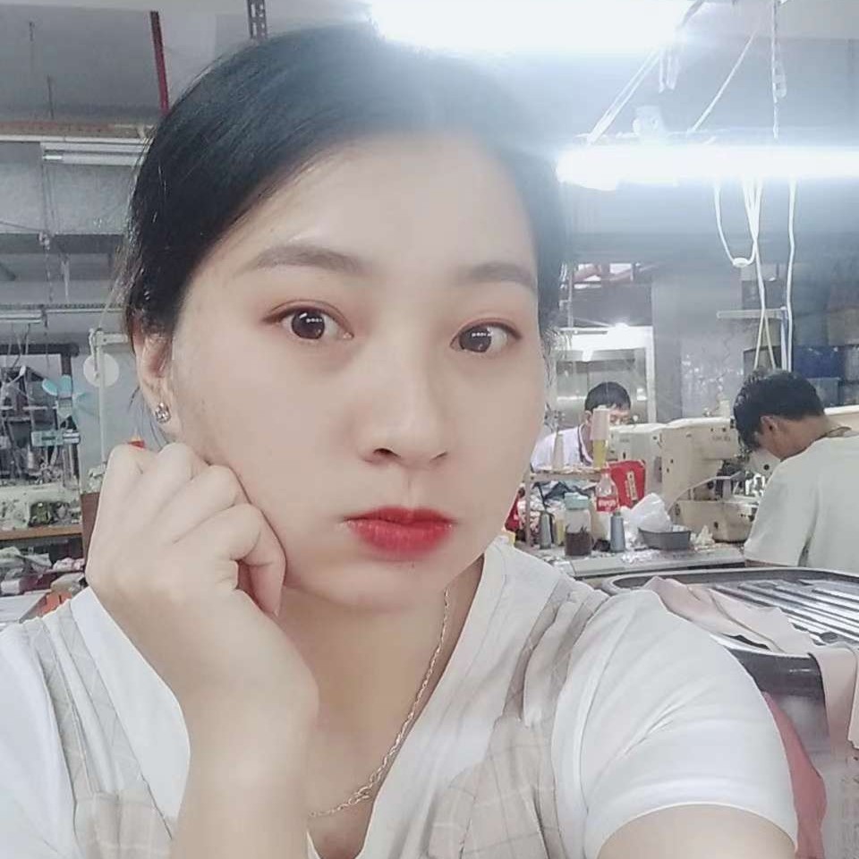小奶妹的照片