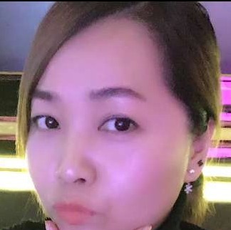 吴俞的照片
