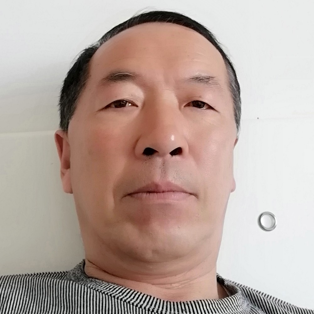 体贴踢缥缈的照片