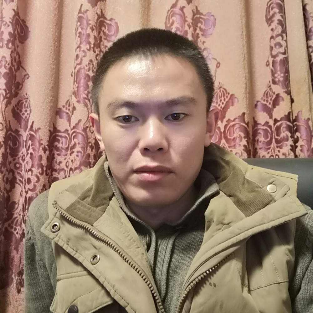 单薄愿路人的照片