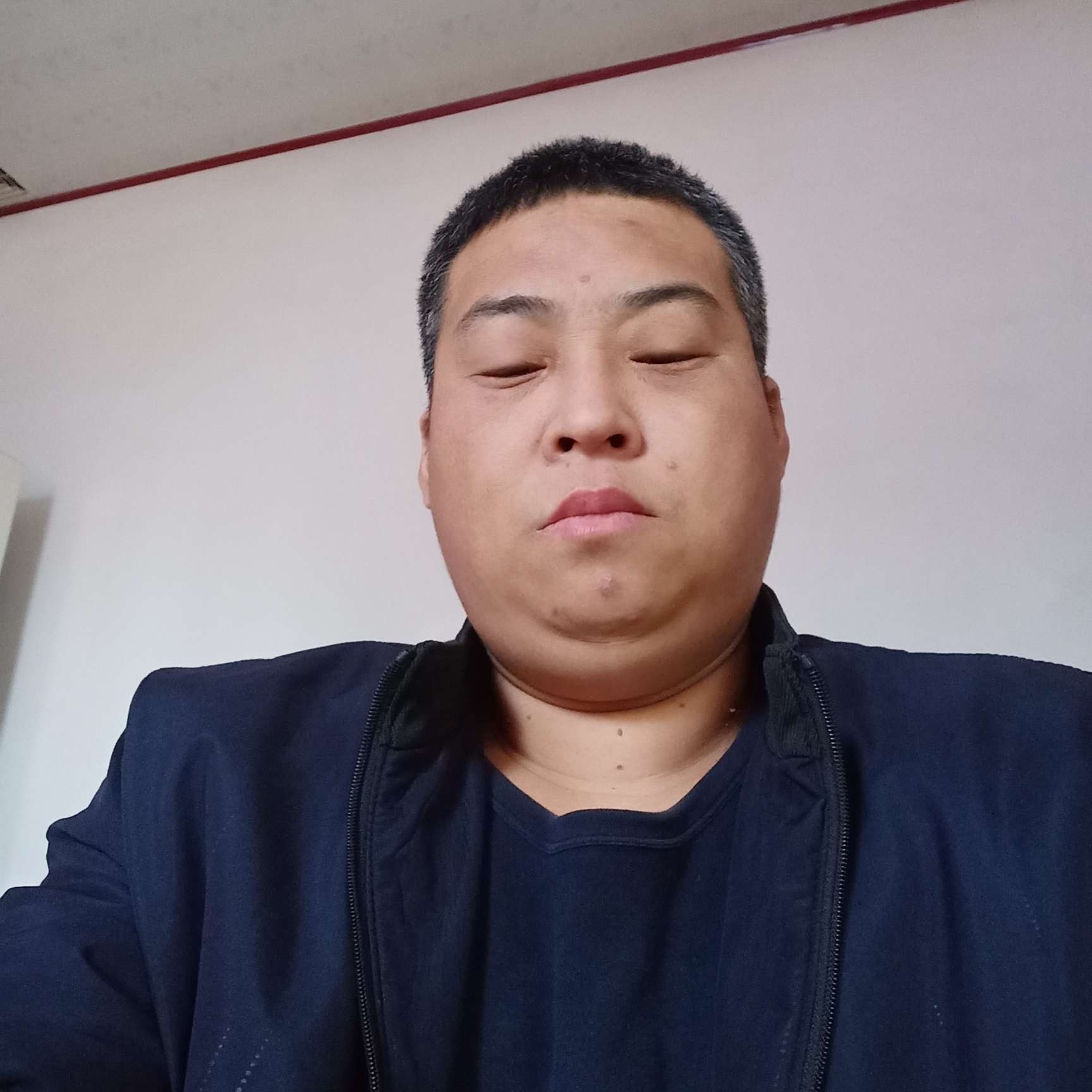 年青的老人的照片