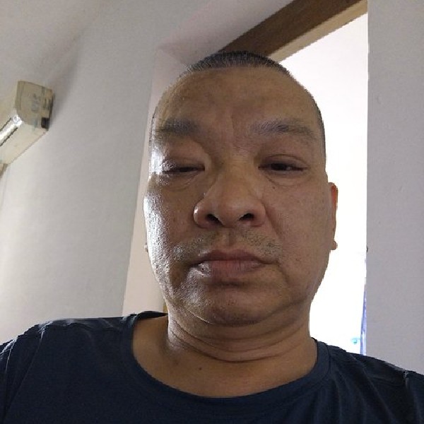 舒心拿矜柔的照片