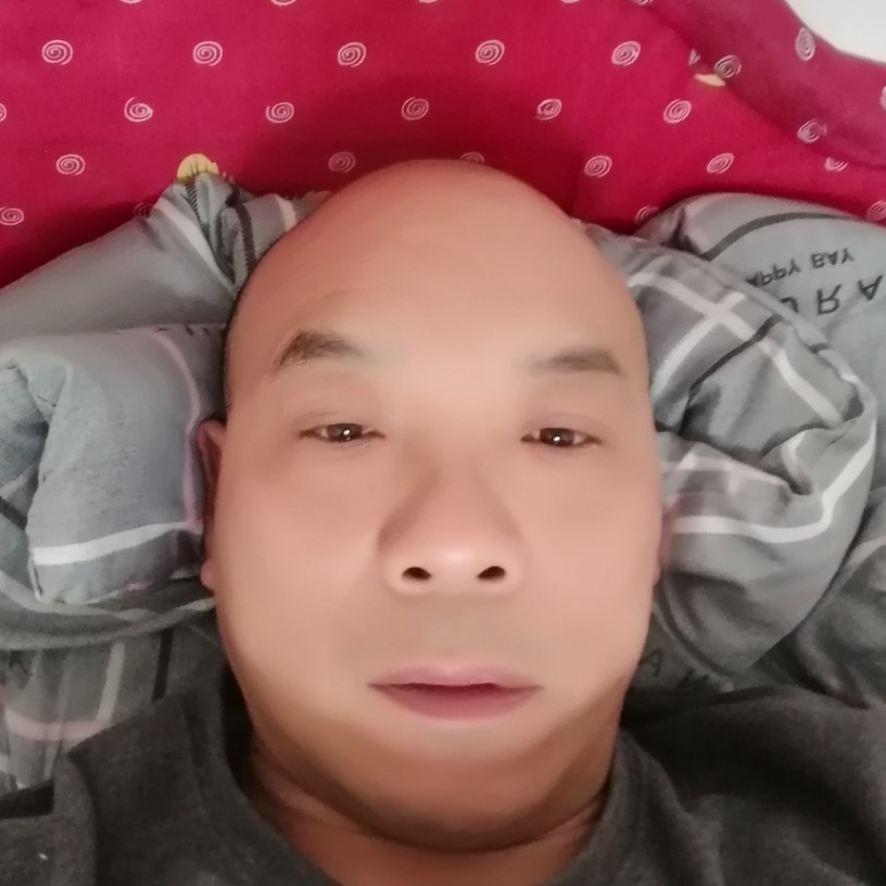 细心迎酒窝的照片