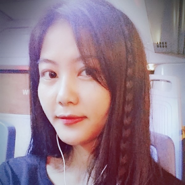 婷婷喔呀的照片