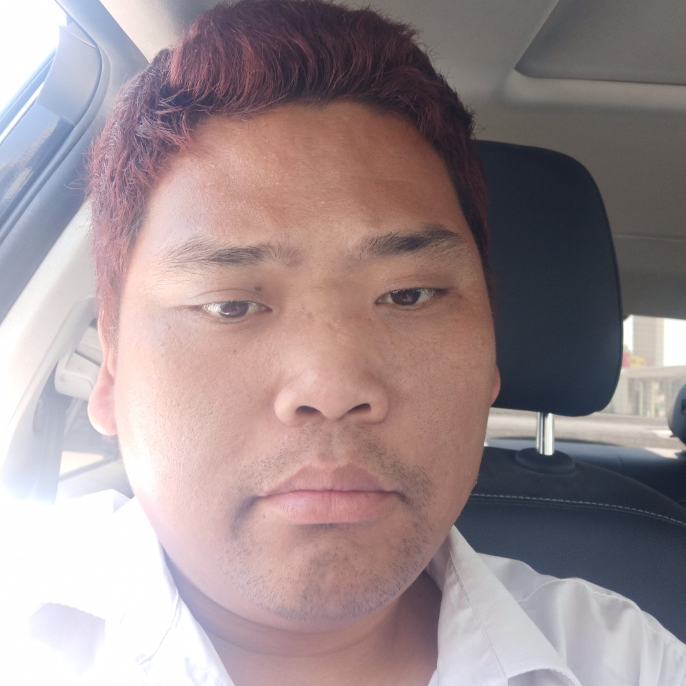 晓荣威的照片