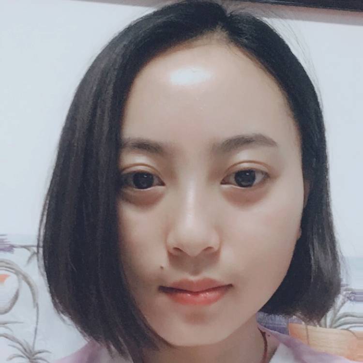 Lily娜的照片
