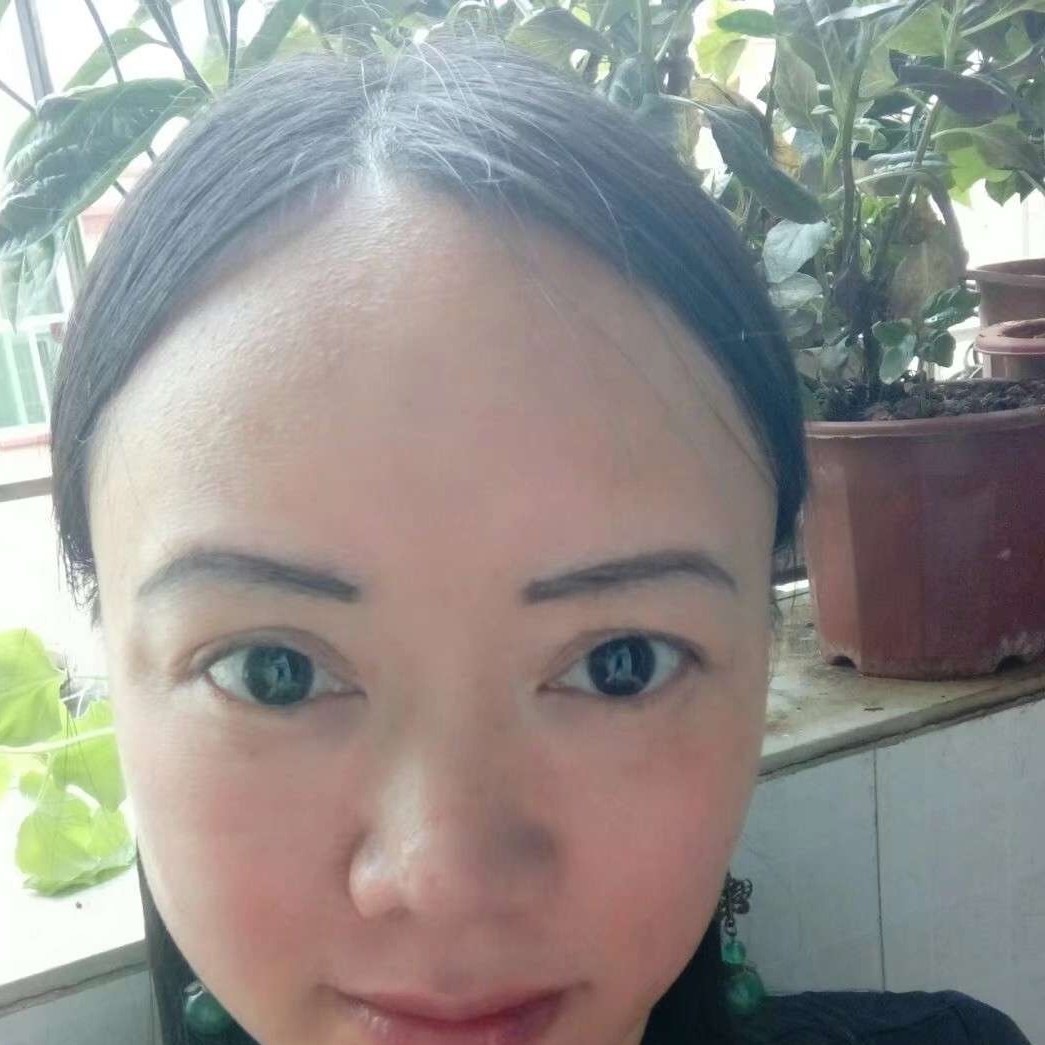 清爽踢酒窝的照片