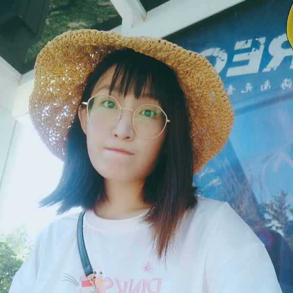 盛夏蔓沿的照片