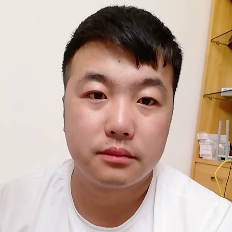 李建豪的照片