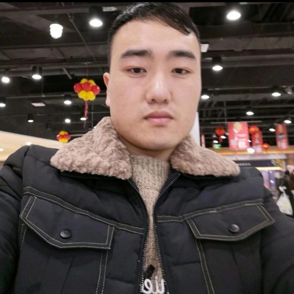 小虾米深拥后来的照片