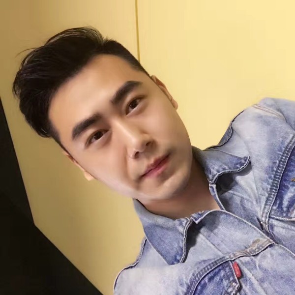 Kris子涵的照片