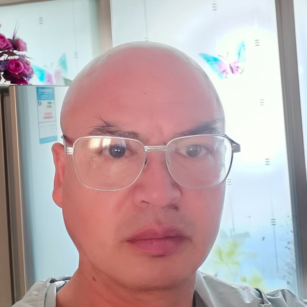 过客挽手旧时光的照片
