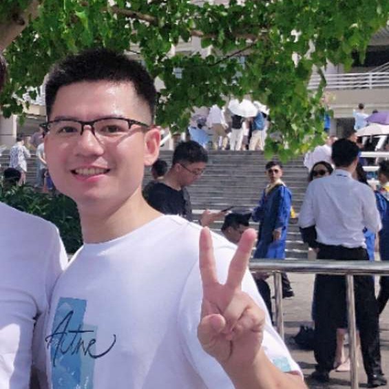 湛联的照片