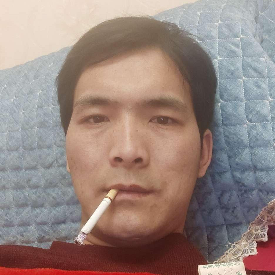 隐忍方电脑的照片