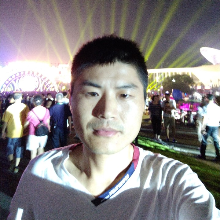 奋斗创造价值的照片
