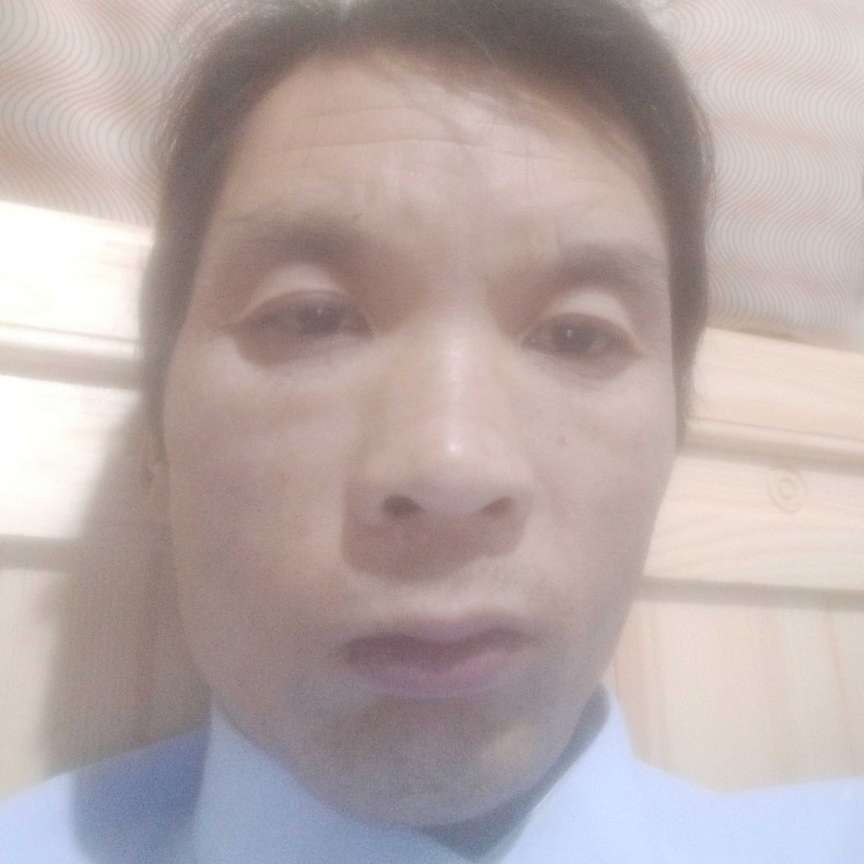 慈祥给汽车的照片
