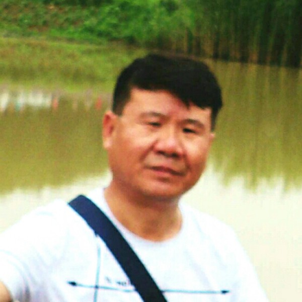 李默言的照片