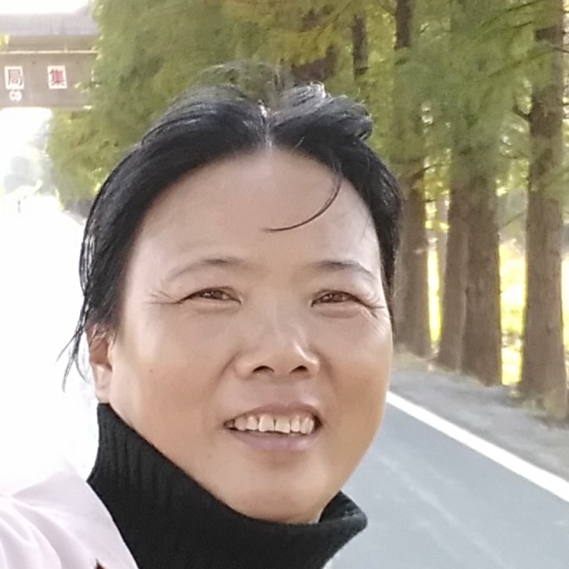 寂冷学姐的照片