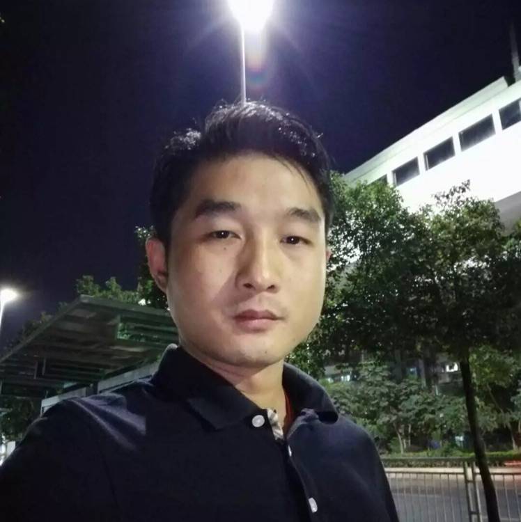 whx王的照片