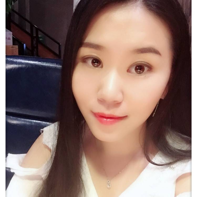 紫依慧慧的照片