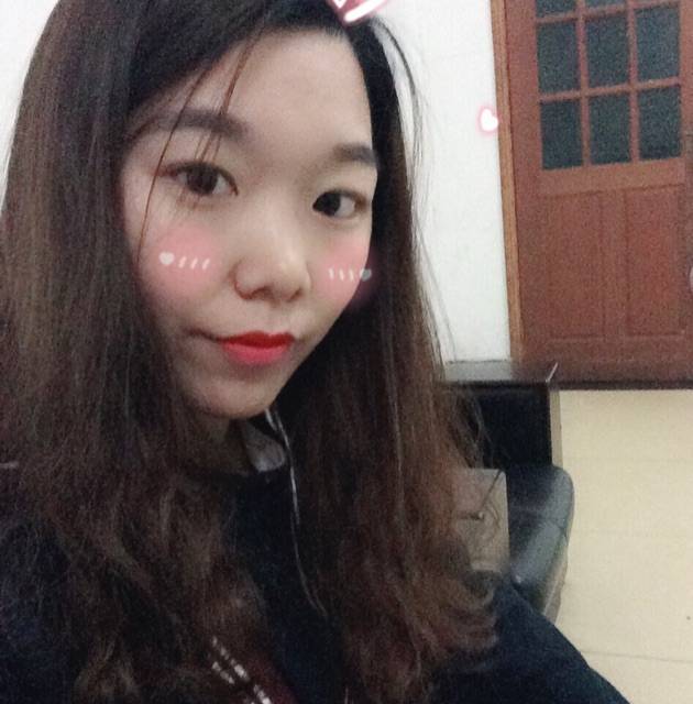 大鼻涕妞妞的照片