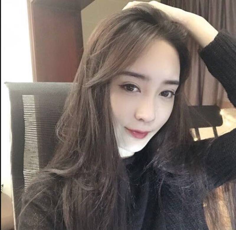 晴天萌妹的照片