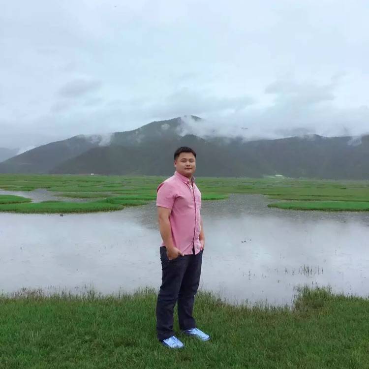 志深的照片