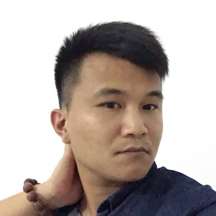 傅生的照片