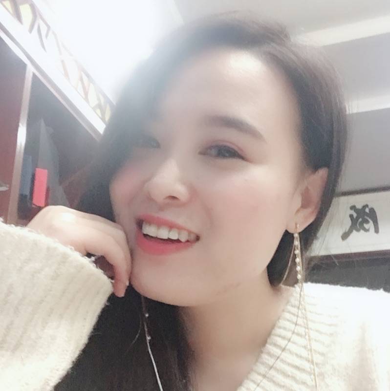 孙孙君的照片