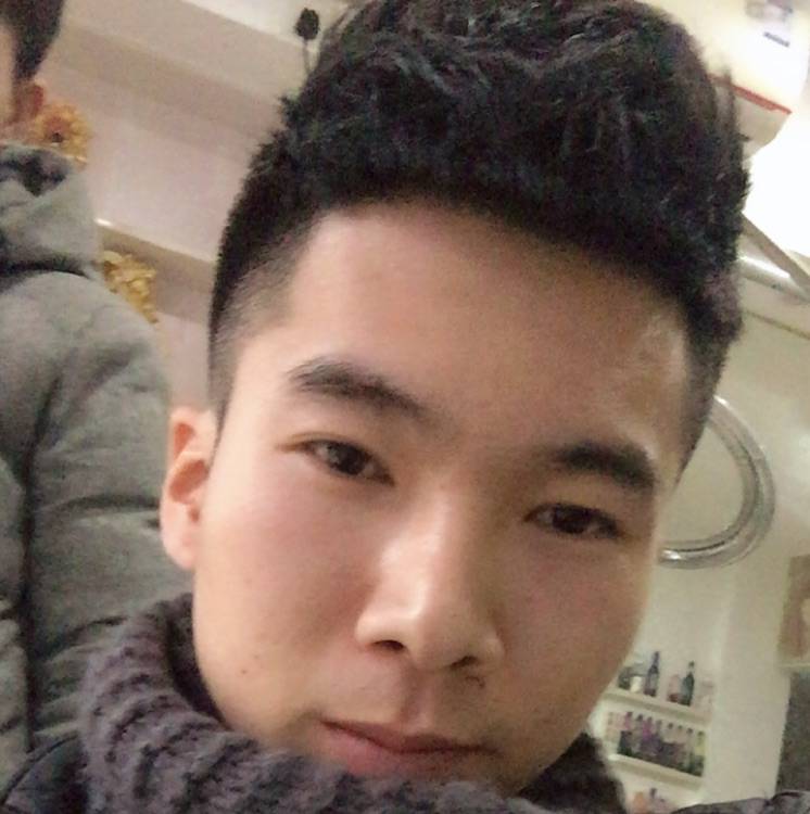 待此生。的照片