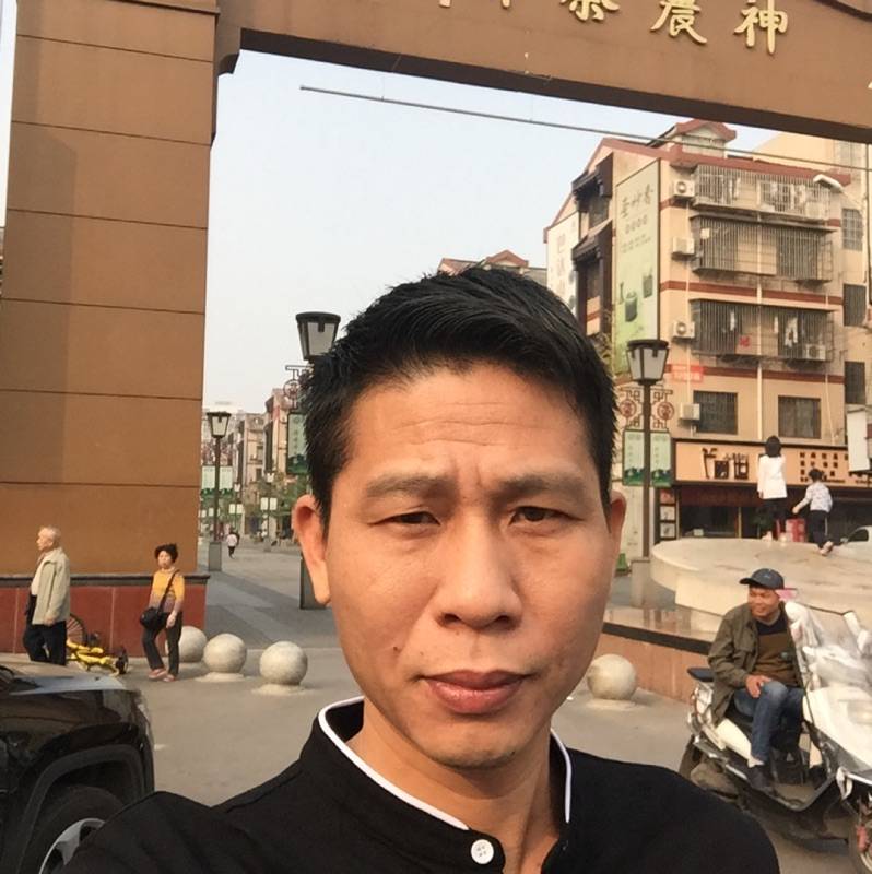 余文胜的照片