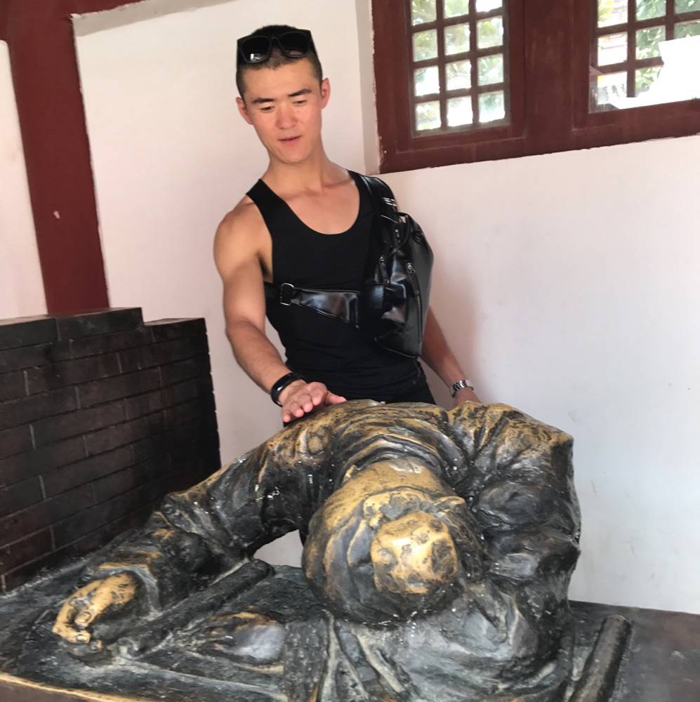 丁远洋的照片