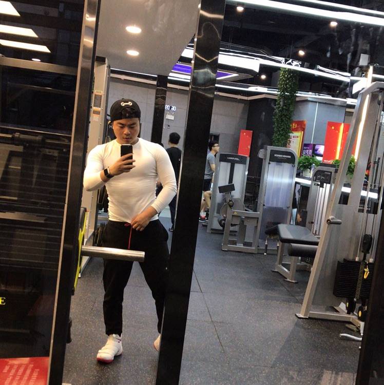 叫元哥的照片